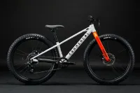 Commencal RAMONES 24 TRIGGER SHIFTER PURE WHITE 2023 24" Diamant Commencal RAMONES 24 TRIGGER SHIFTER PURE WHITE 2023 24" Diamant